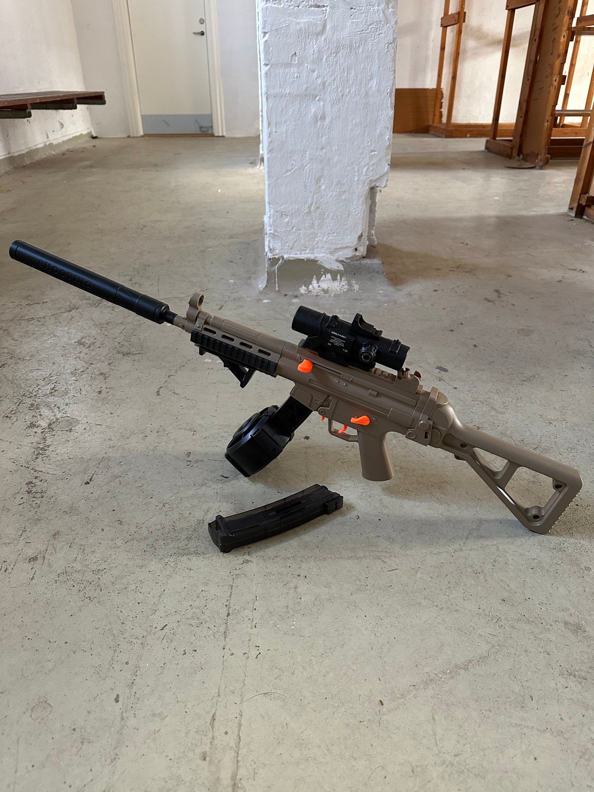 UMP - Elektrisk Gelblaster Gevär